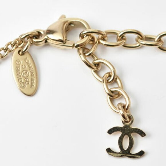 CHANEL Black Necklace - Picture 5 of 7